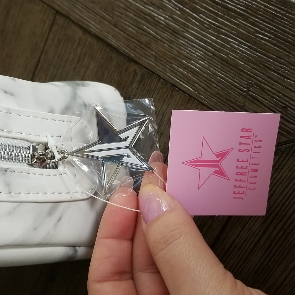 NWT Jeffree Star makeup bag - Picture 2 of 8